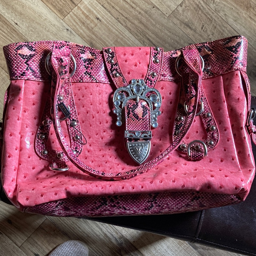 Elegant Pink Embellished Shoulder Bag